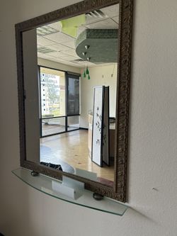 Salón Mirror