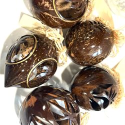 Beautifully Handmade Carved Coconut Christmas Ornaments from Hilo, Hawaii - see description below:   Buy all 5 as a lot for $60 Or Individually for $1
