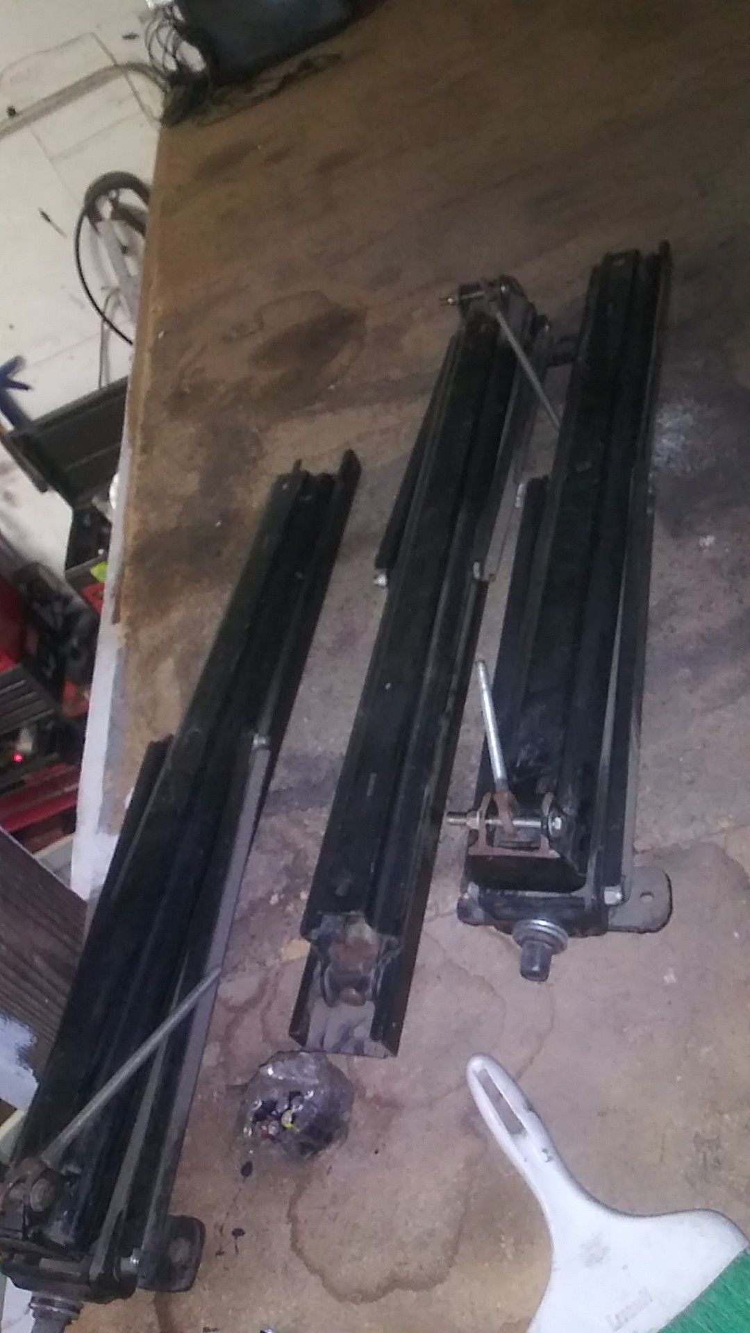 Tent and trailer Leveling jacks