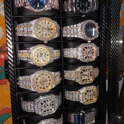 Moissanite buss down