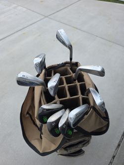 Ping Traverse Golf bag. Clevland XL irons