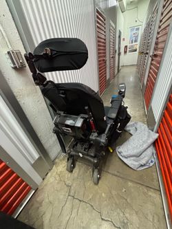 Quantum Power Wheelchair