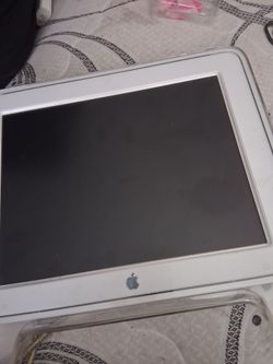 Apple cinema display 23"