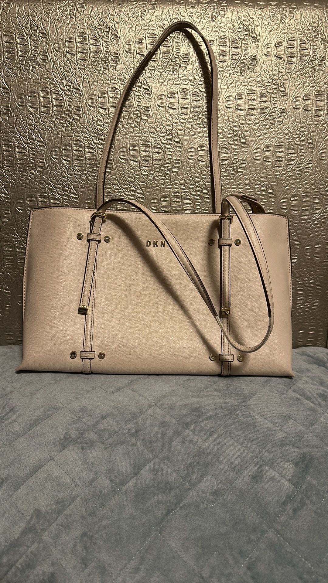 DKNY New York Cream Hand Bag