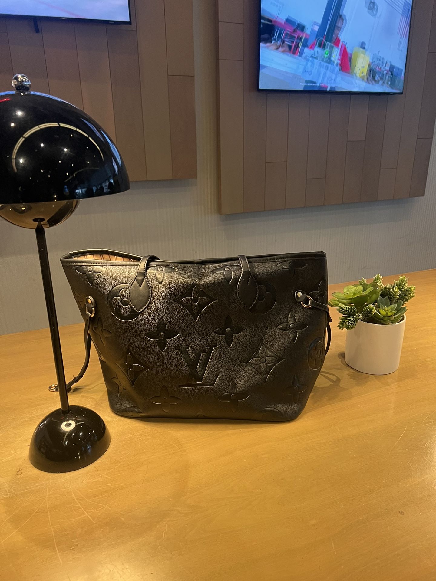 Louis Vuitton Neverfull MM