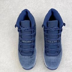Jordan 11 Sneakers