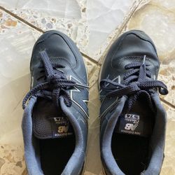 Boys Size 3.5 New balance 