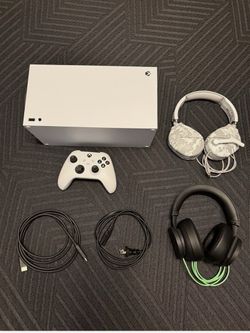 Microsoft Xbox Series x White Digital 1TB Complete Set with Cables