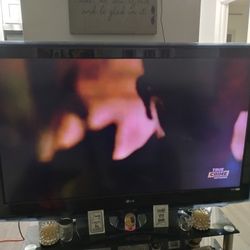 55 Inch LG TV 