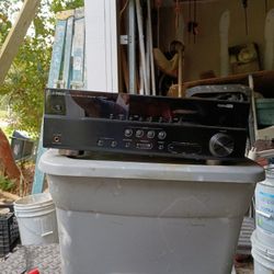 Yamaha Receiver 