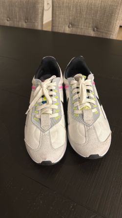 NIKE RETRO SHOES 9.5