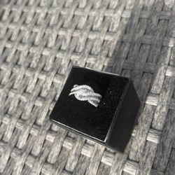 10k White Gold Diamond Ring 