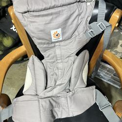 Ergobaby Omni Classic Baby Carrier