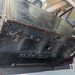 Vintage Military Footlocker