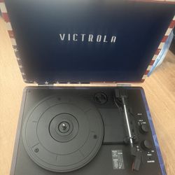 USA Victoria Vinyl Player 