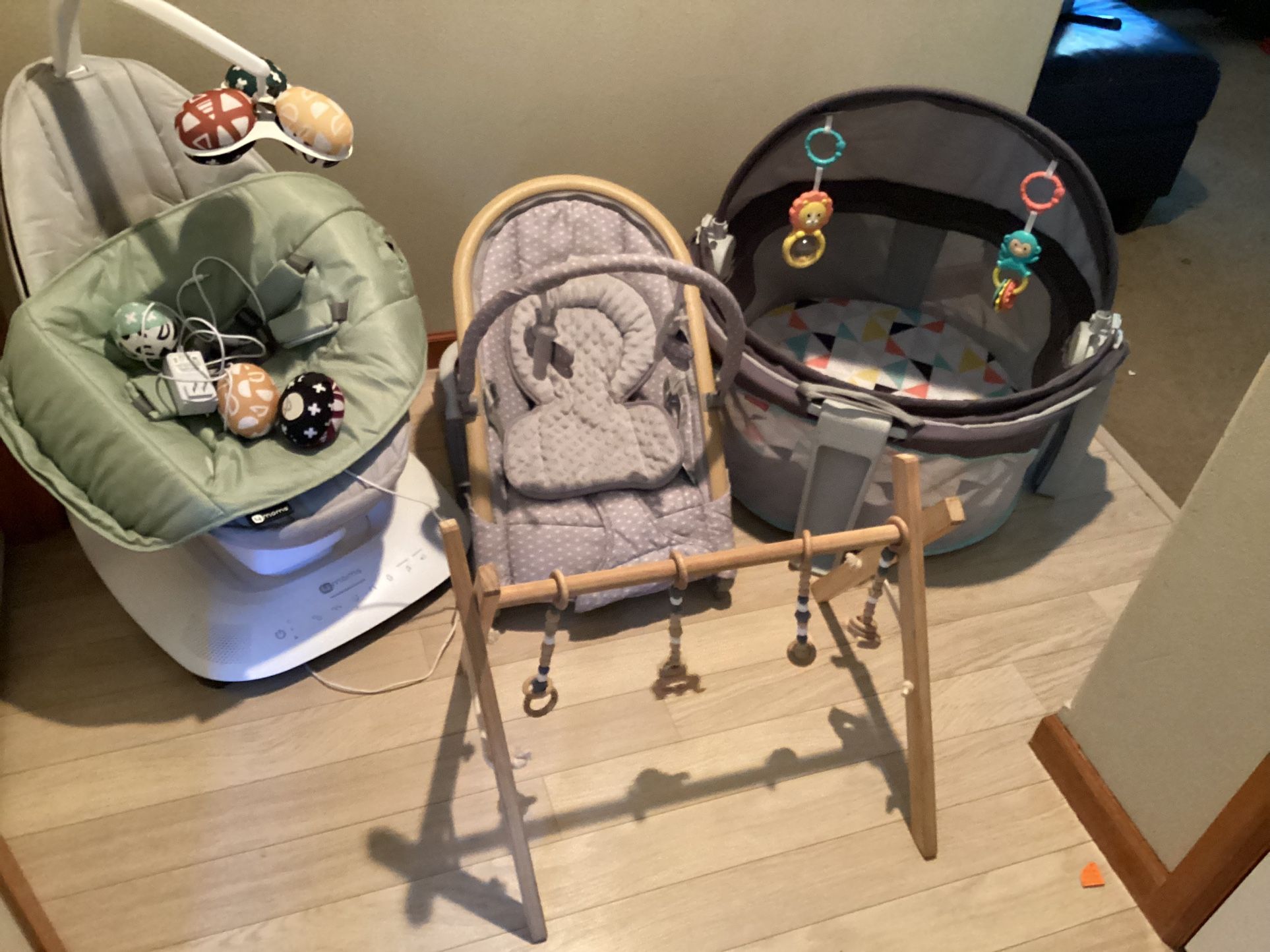 MamaRoo and Baby Necessities!!!