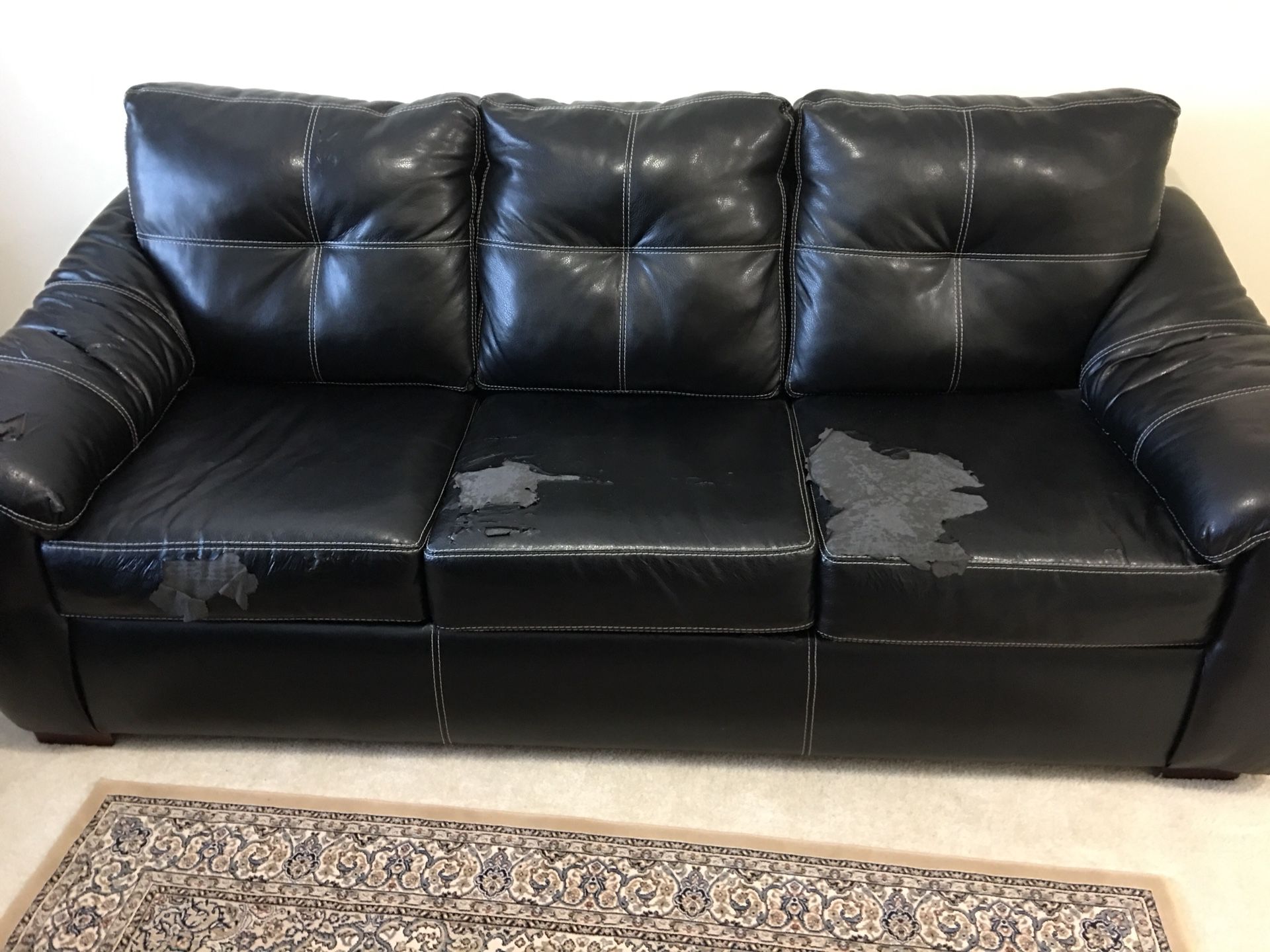 Free couch, see picture