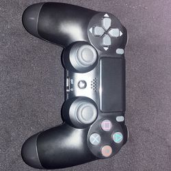 PS4 Controller
