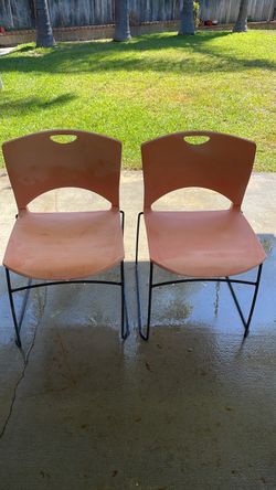 Stackable chairs