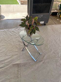 Copenhagen, glass and chrome end table