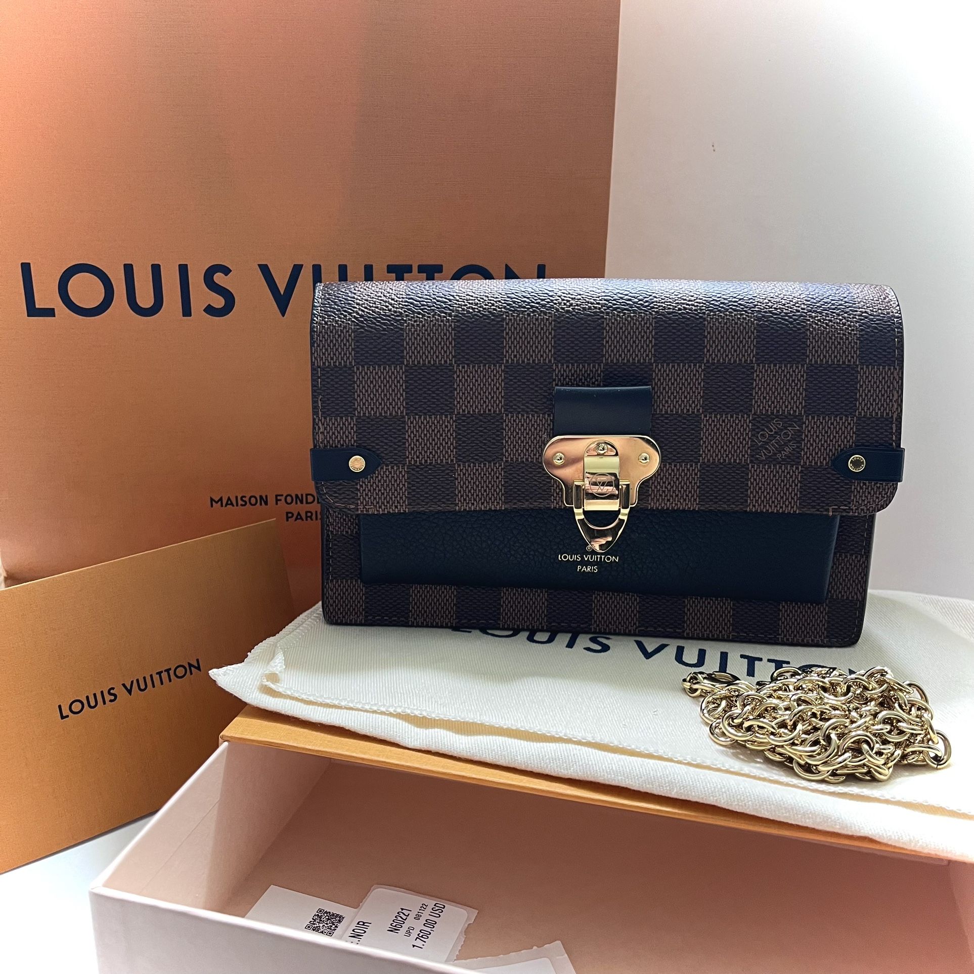 Louis Vuitton Vavin wallet on chain