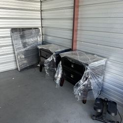 Real Wood Bedroom Set 