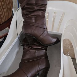 Brown Heeled Leather Boots Size 8.5