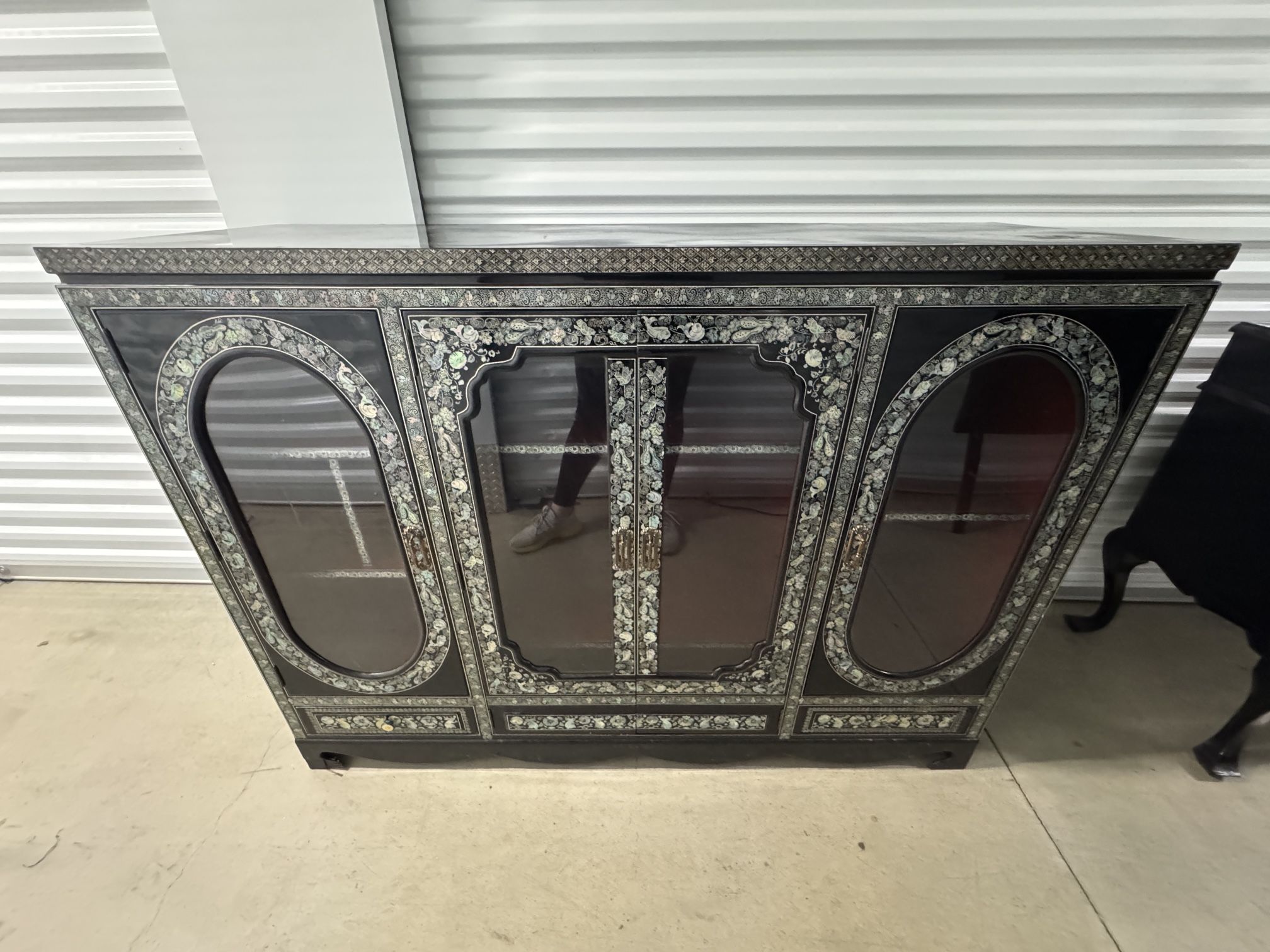 KOREAN LACQUER CABINET MOTHER OF PEARL INLAY