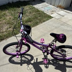 Girls 20 Inch bike 