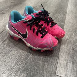 Girls Softball Nike Cleats