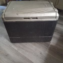 Coleman 12/110 Volt Electric Cooler