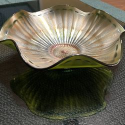 Vintage Carnival Glass Stippled Rays Bowl Wildflower Emerald Green Ruffled Edge Bowl 8”