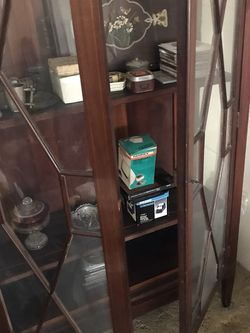 Vintage Mahogany China closet Hutch Like New