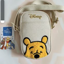 Winnie the Pooh crossbody bag / phone bag