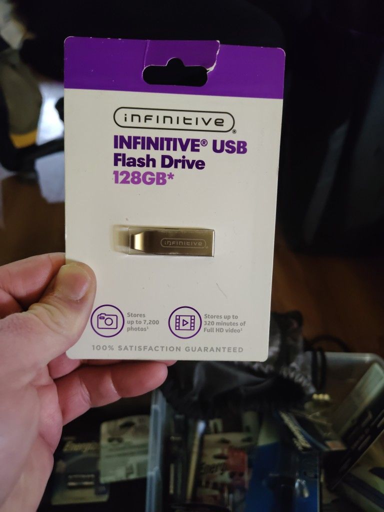 Infinitive USB Flash Drive 128 GB