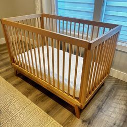 Baby Crib With Mattress 
