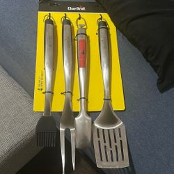 4 Piece To Set Charboil