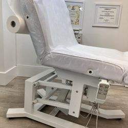 Electric Spa & Dr Chair
