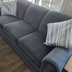 LAZY BOY  Sofa & Love Seat