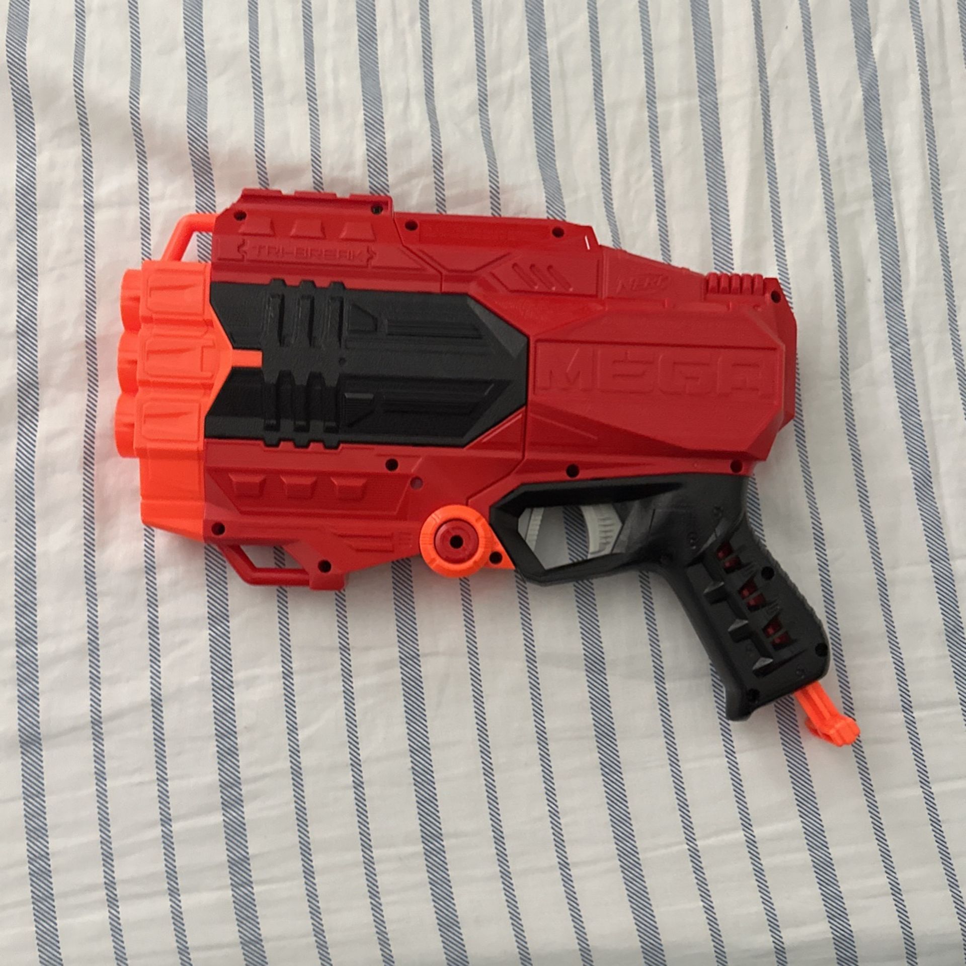 Nerf Mega Tri-breaker