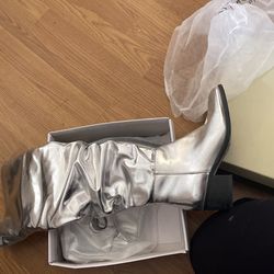 Boots Size 6.0 For Alien Costume