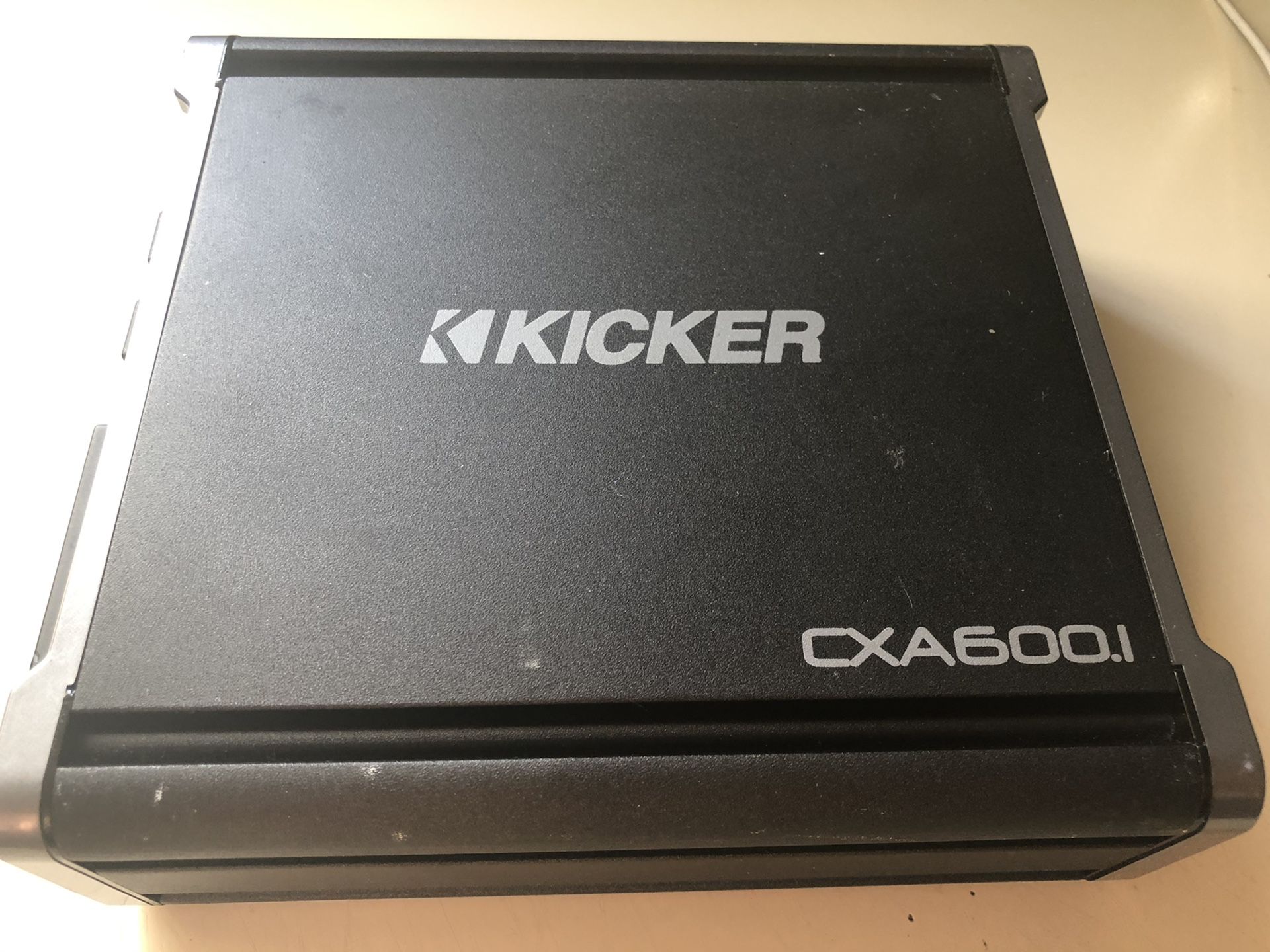 Kicker Amplifier CX Series (No Controller) $90 Pick Up Only