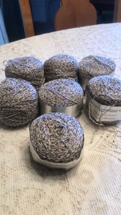 Yarn, Pompalaine from Holland