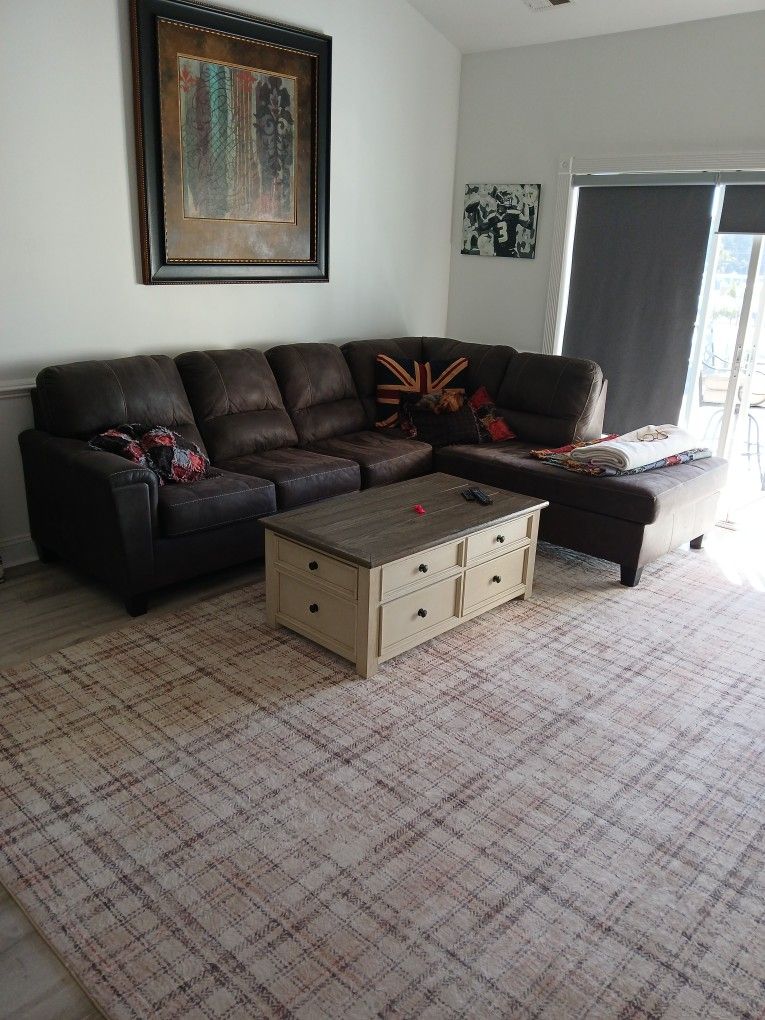 Ashley Furniture Sectional Sofa With Chaise