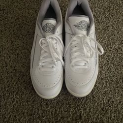 Size 13 Jordan 2’s White Cement Grays
