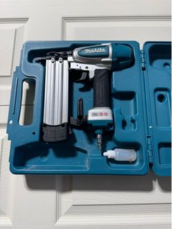 Nail gun