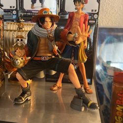 ☠️NE PIECE Figure CHRONICLES