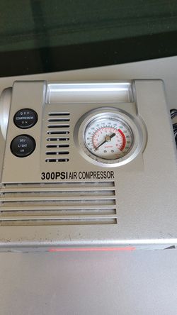 Car air pump and emergency light