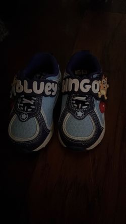 kids shoes size 5-6