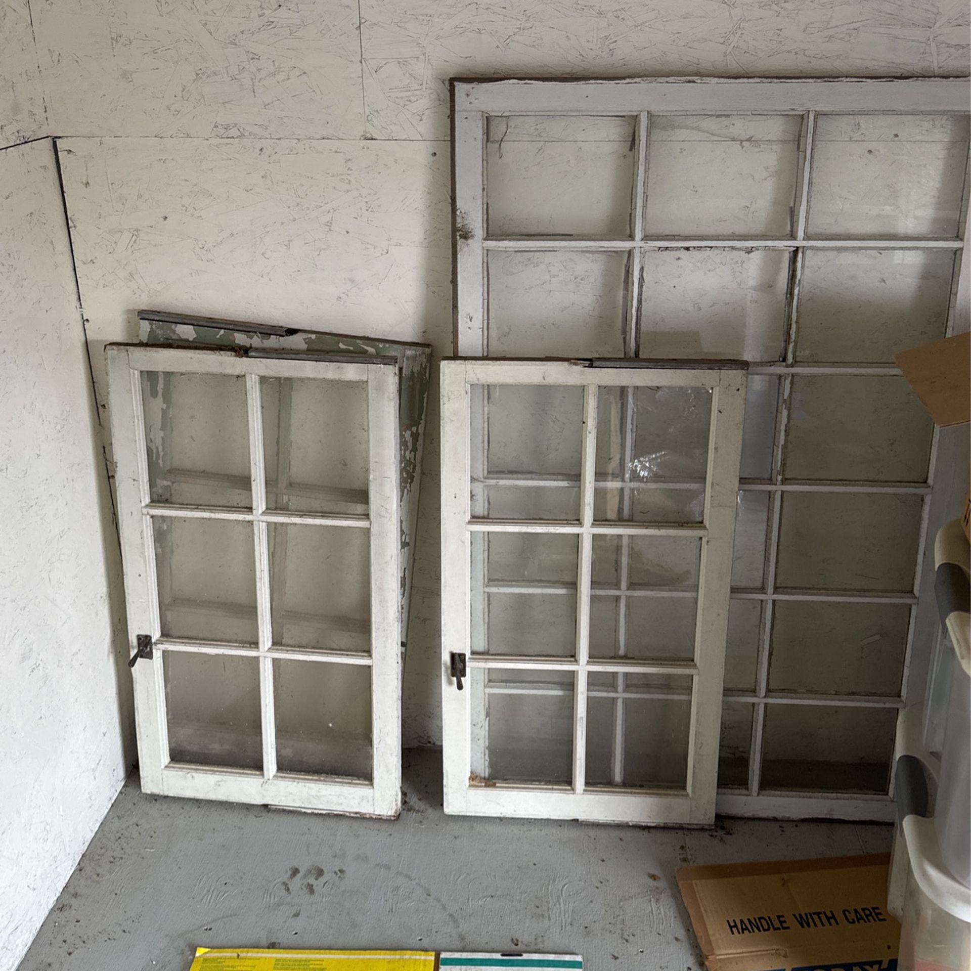 Antique Grid Windows